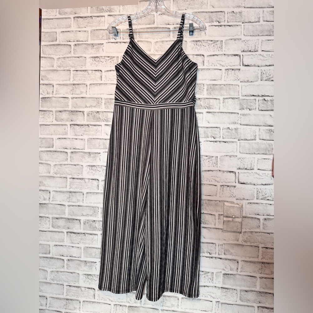 Black and White Pleated‎ Midi romper with Spaghetti Straps
